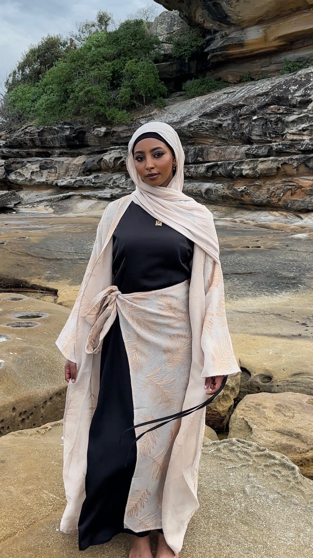 ‘REYHAN’ Open Abaya - Sand