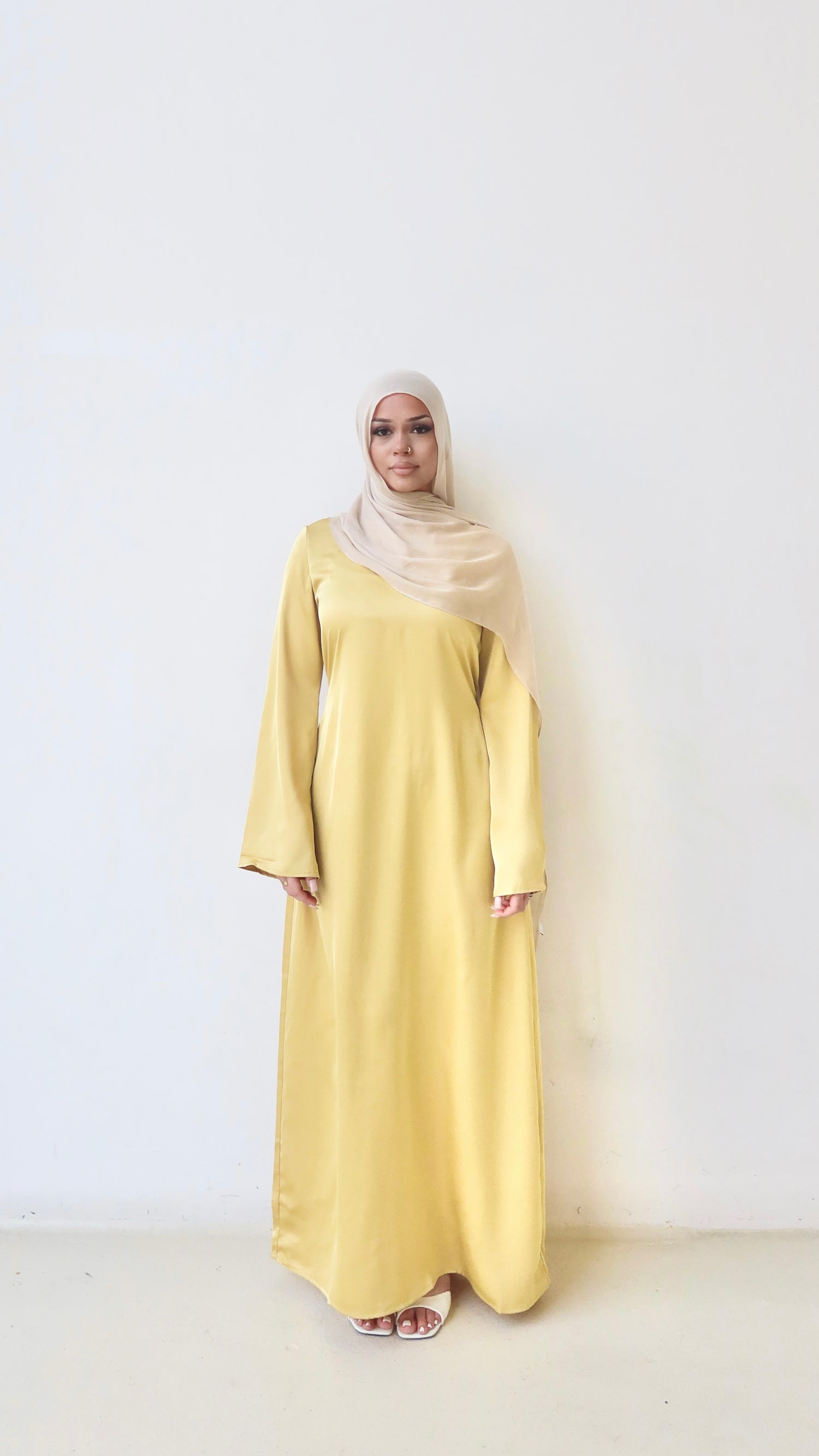 ‘Belle’ Abaya &amp; Dress Set