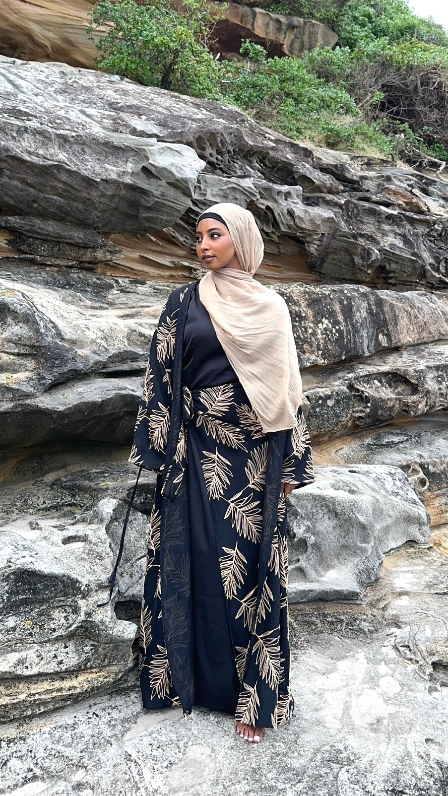 ‘REYHAN’ Open Abaya - Black